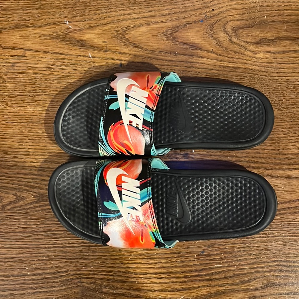 Nike slides
